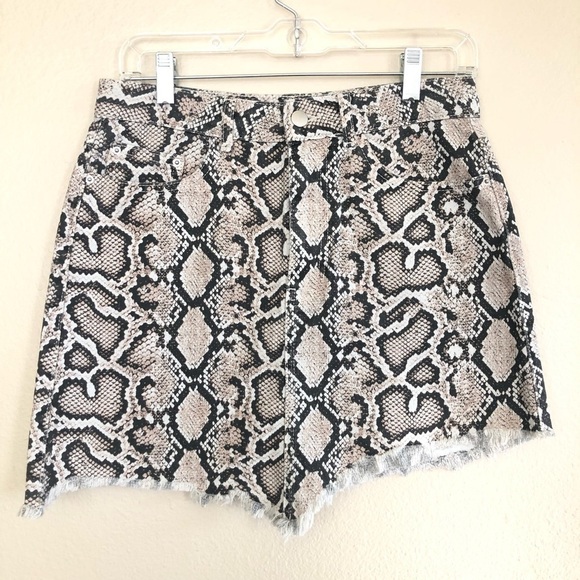Zara trf Collection Snakeskin Print Asymmetrical Distressed Hem Denim Mini Skirt - Picture 1 of 10